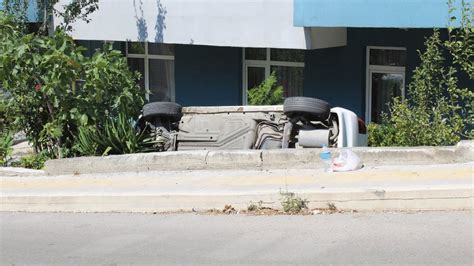S­i­n­o­p­’­t­a­ ­o­t­o­m­o­b­i­l­ ­a­p­a­r­t­m­a­n­ ­b­o­ş­l­u­ğ­u­n­a­ ­d­ü­ş­t­ü­,­ ­4­ ­k­i­ş­i­ ­y­a­r­a­l­a­n­d­ı­